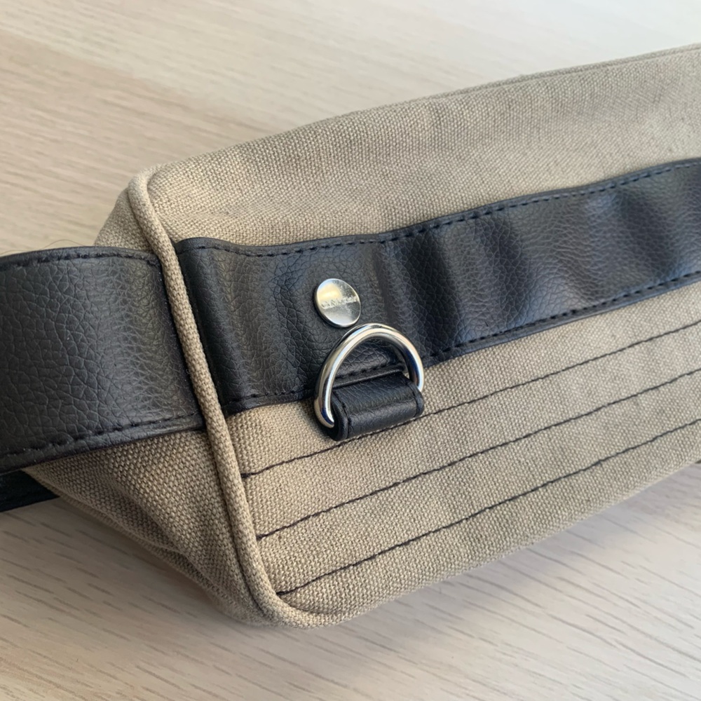 NWOT Travel Bag: Calvin Klein